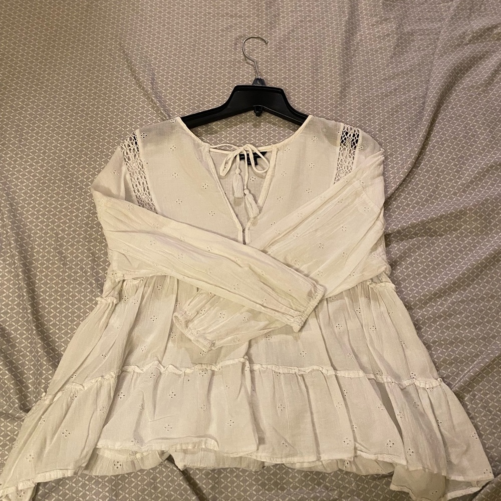 Womens American eagle blouse
